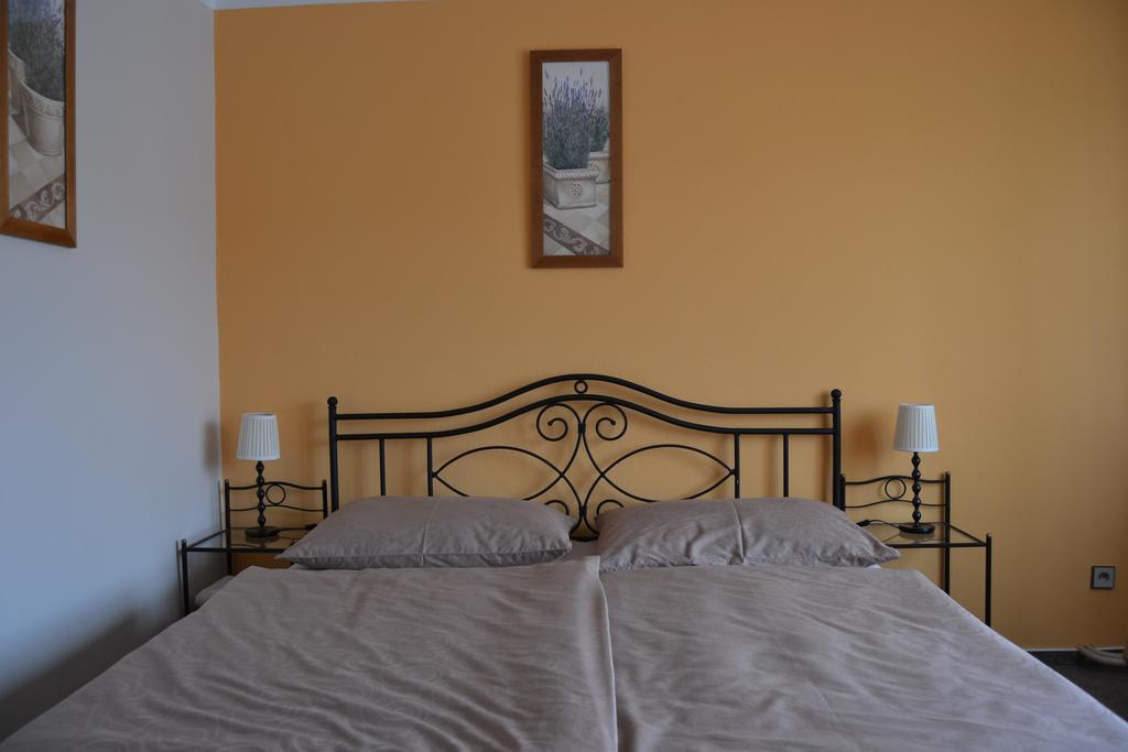 Pension Betty Табор Экстерьер фото